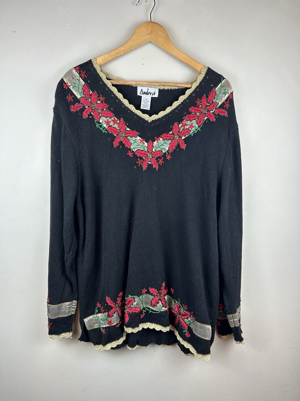 VTG Ambra Embroidered Beaded Christmas Sweater Poinsetta Festive Black Red XL